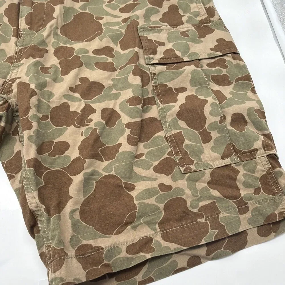 Levi Carrier Cargo Shorts Men's 44 Camouflage